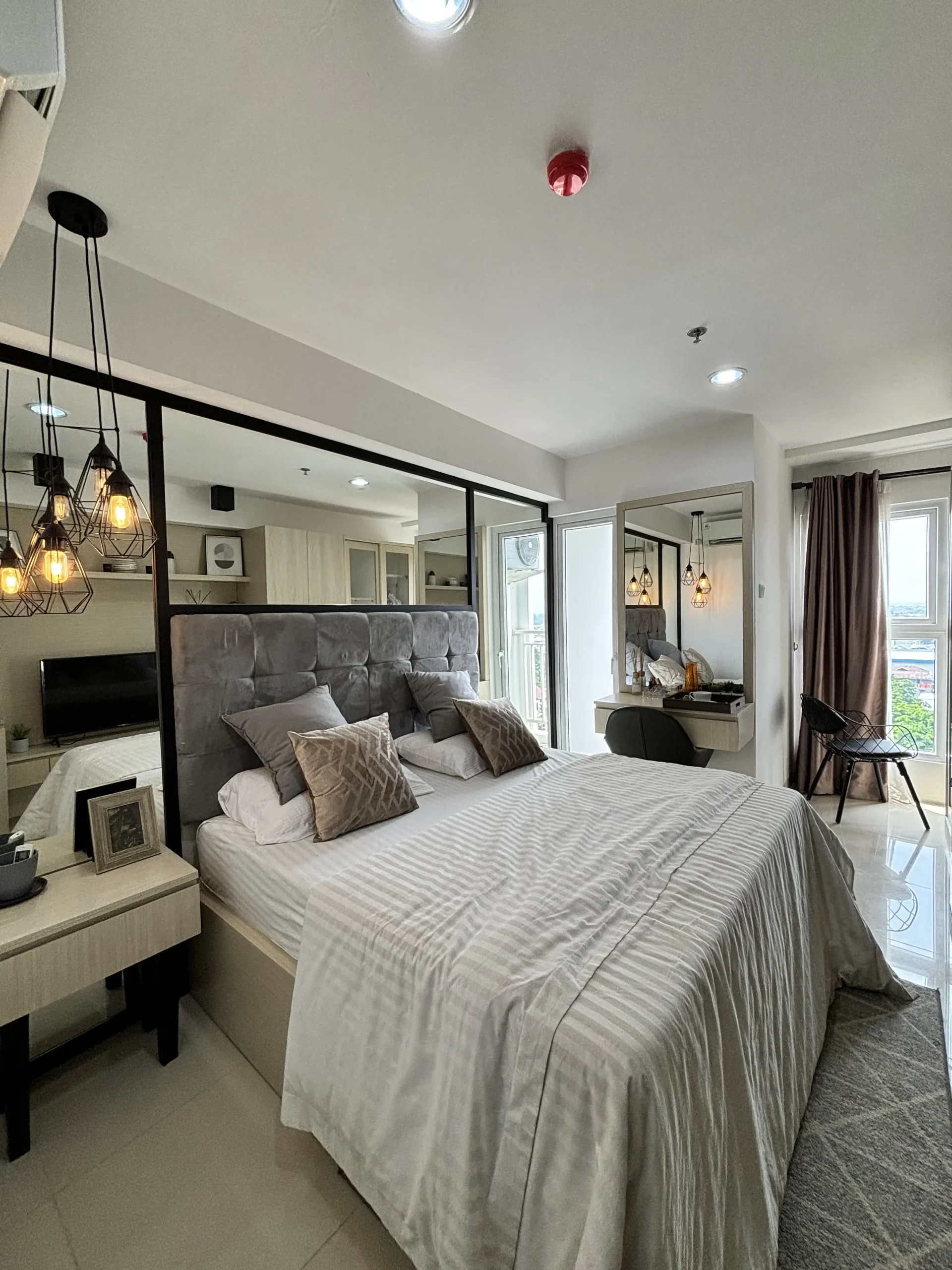 Studio – Mahata Tanjung Barat