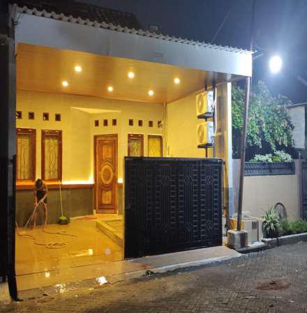 Renovasi Fasad dan Penambahan Kanopi