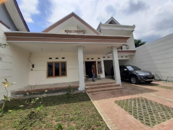 Desain dan Bangun Rumah Bandulan