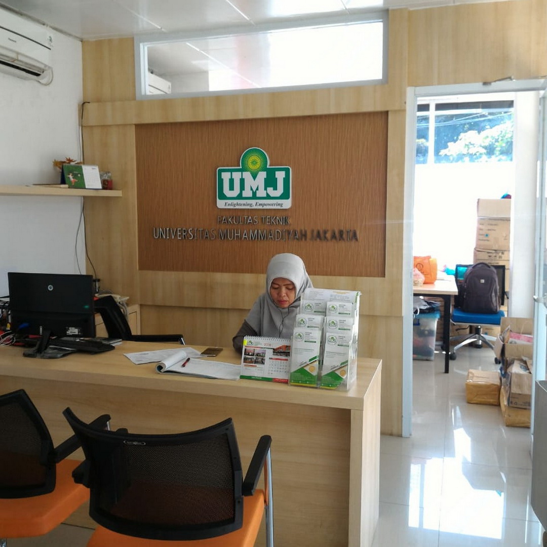 Renovasi LAB Bahasa PMB CS FT-UMJ