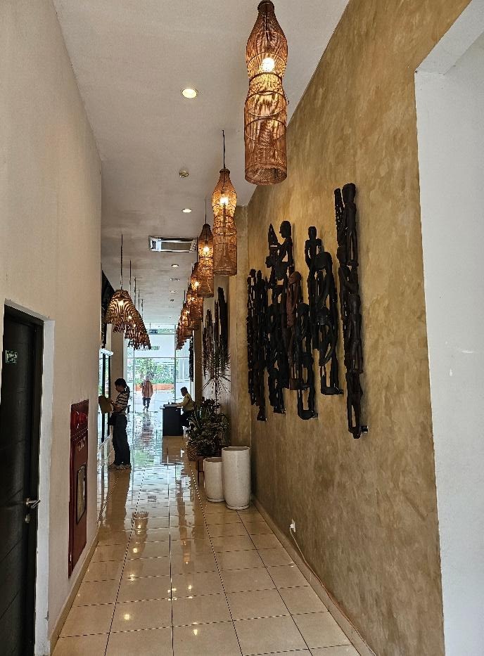 Renovasi Lobby Kantor Pengelola TMII