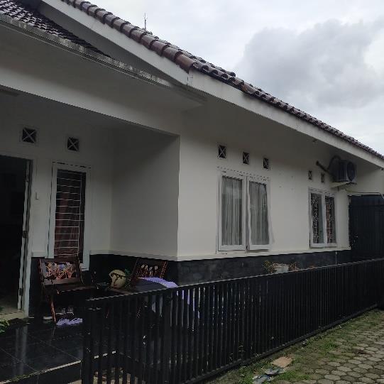 Rumah Pribadi Mr W & Mrs Z