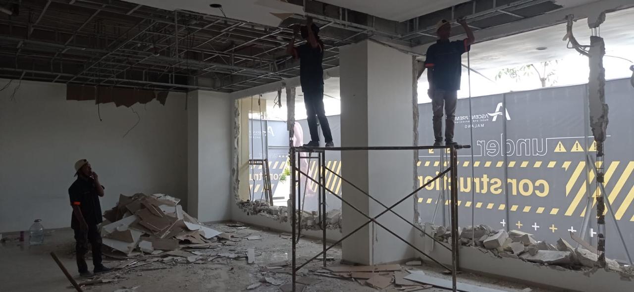 Renovasi Ascent Hotel Ex Balava